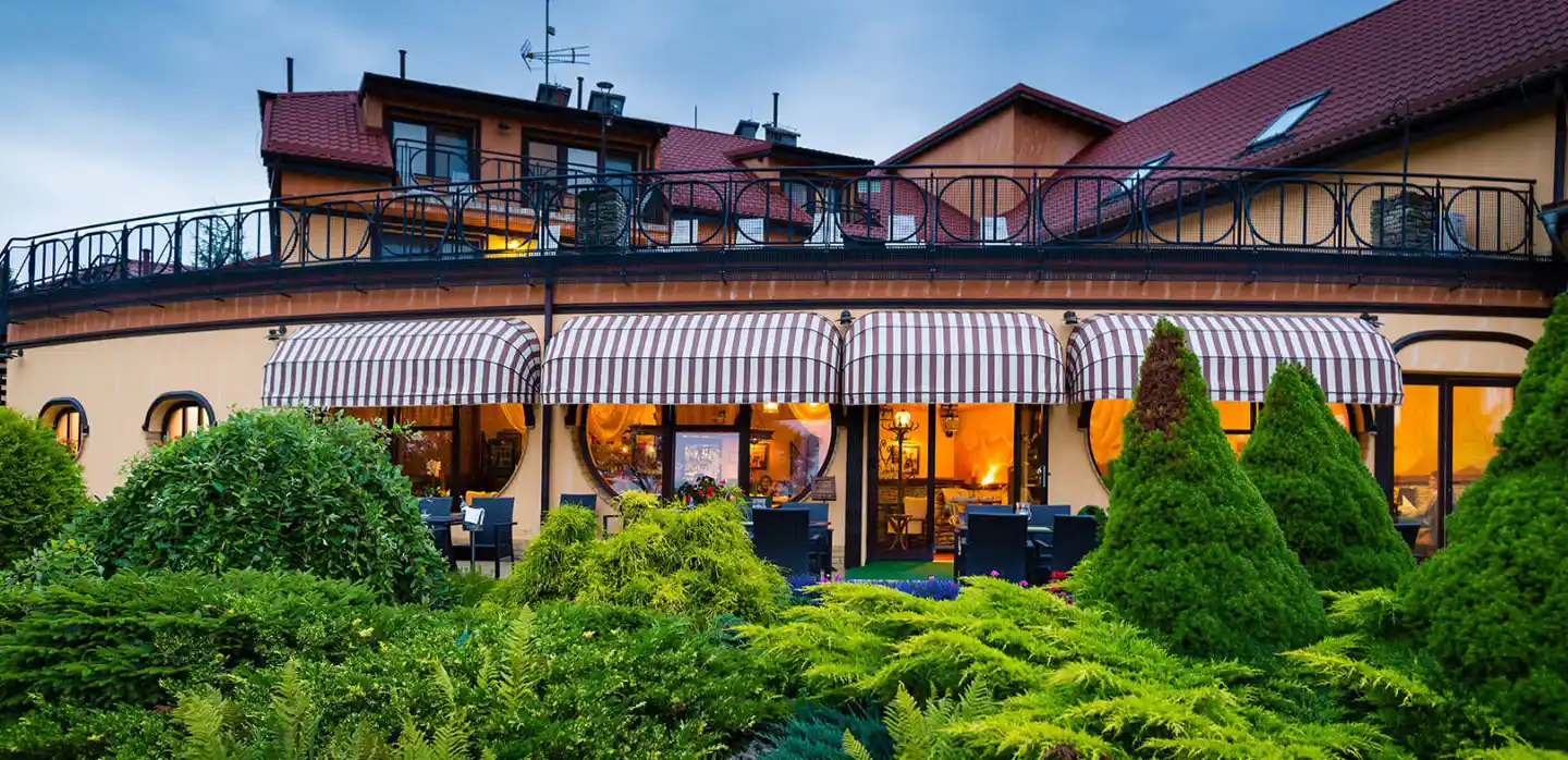 Hotel Ognisty Ptak – venesatama
